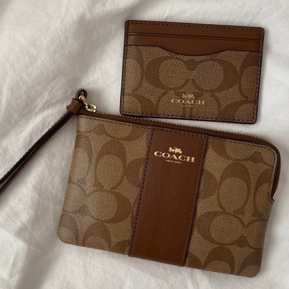 Coach brown monogram wristlet & card holder - Picture 1 of 4